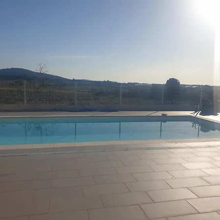 D'hote Avec Acces Piscine 3*